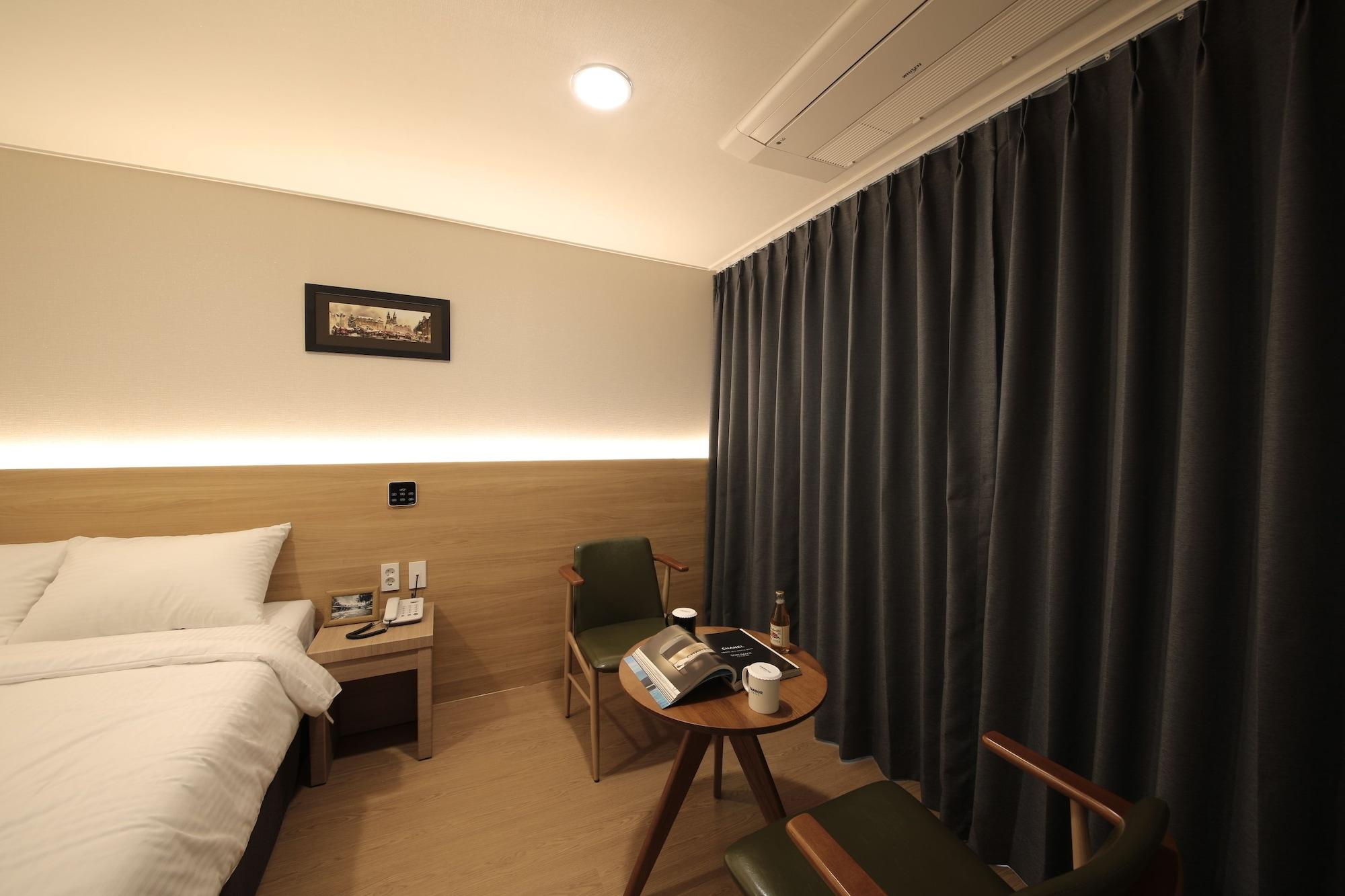 Harbor Hotel Jeju Bagian luar foto
