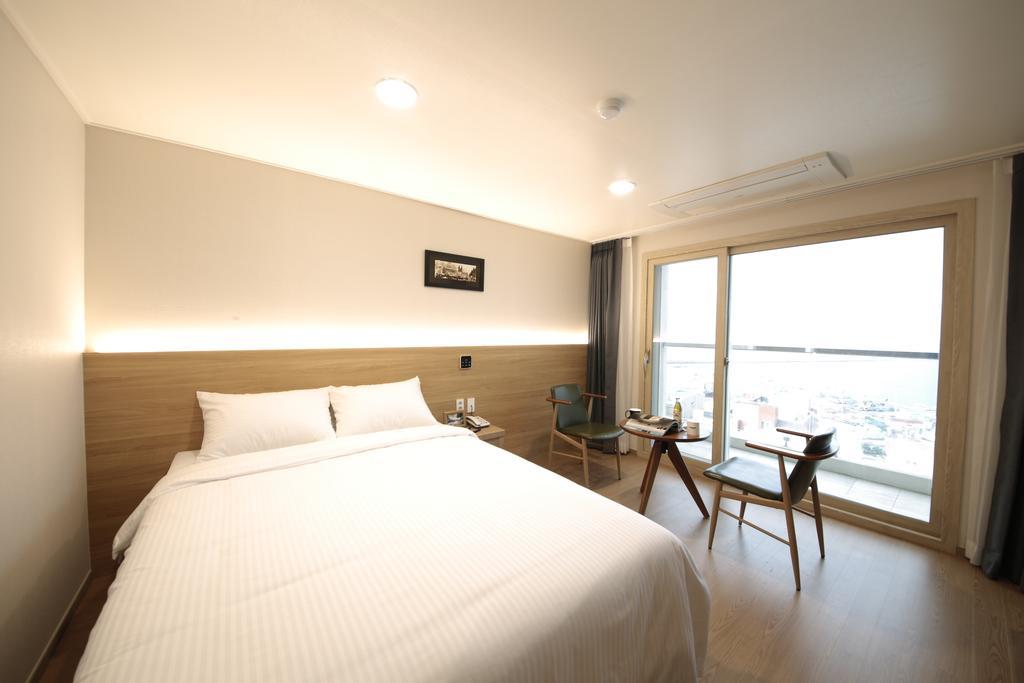 Harbor Hotel Jeju Bagian luar foto