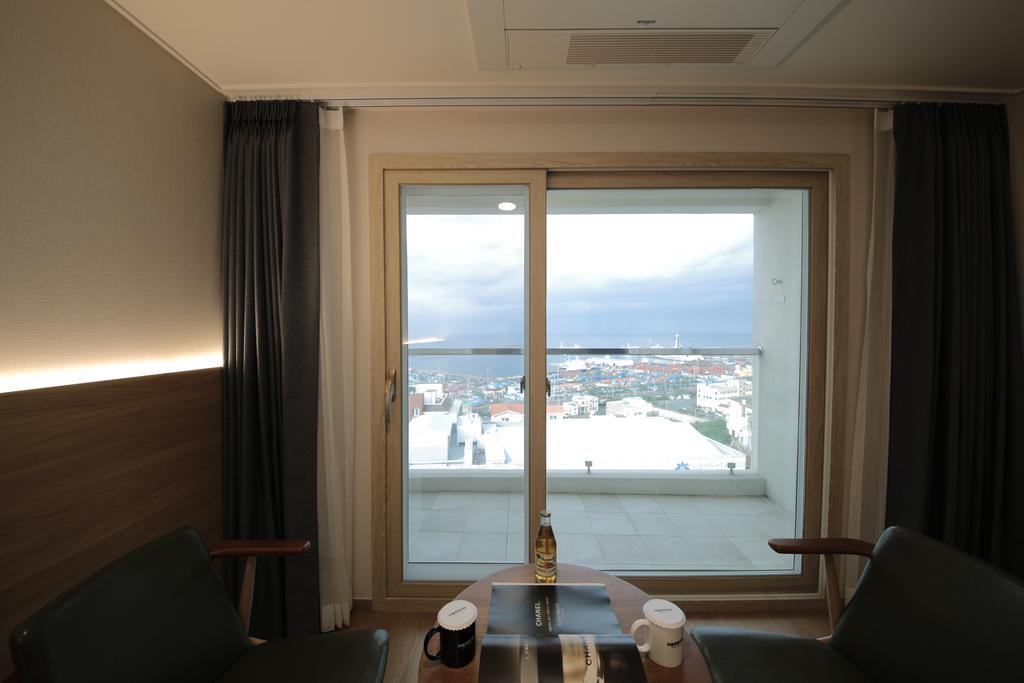 Harbor Hotel Jeju Bagian luar foto